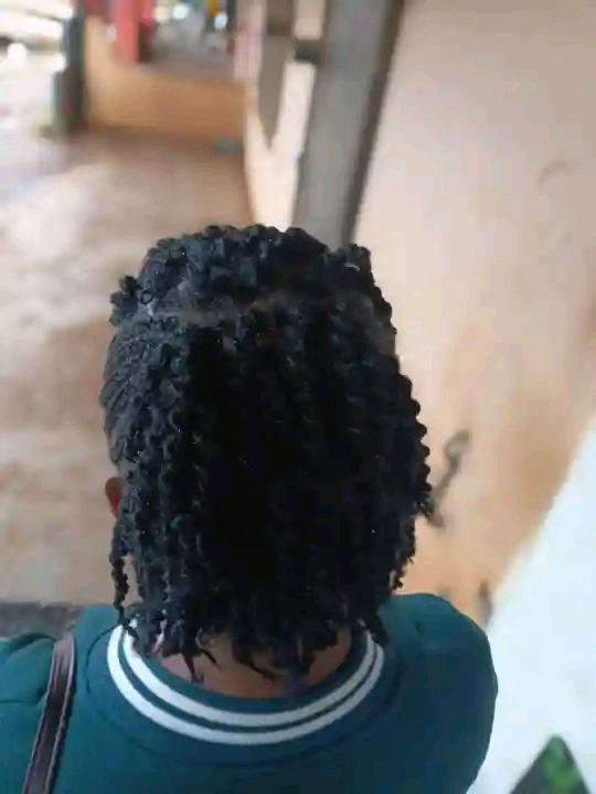 Desai's hair saloon