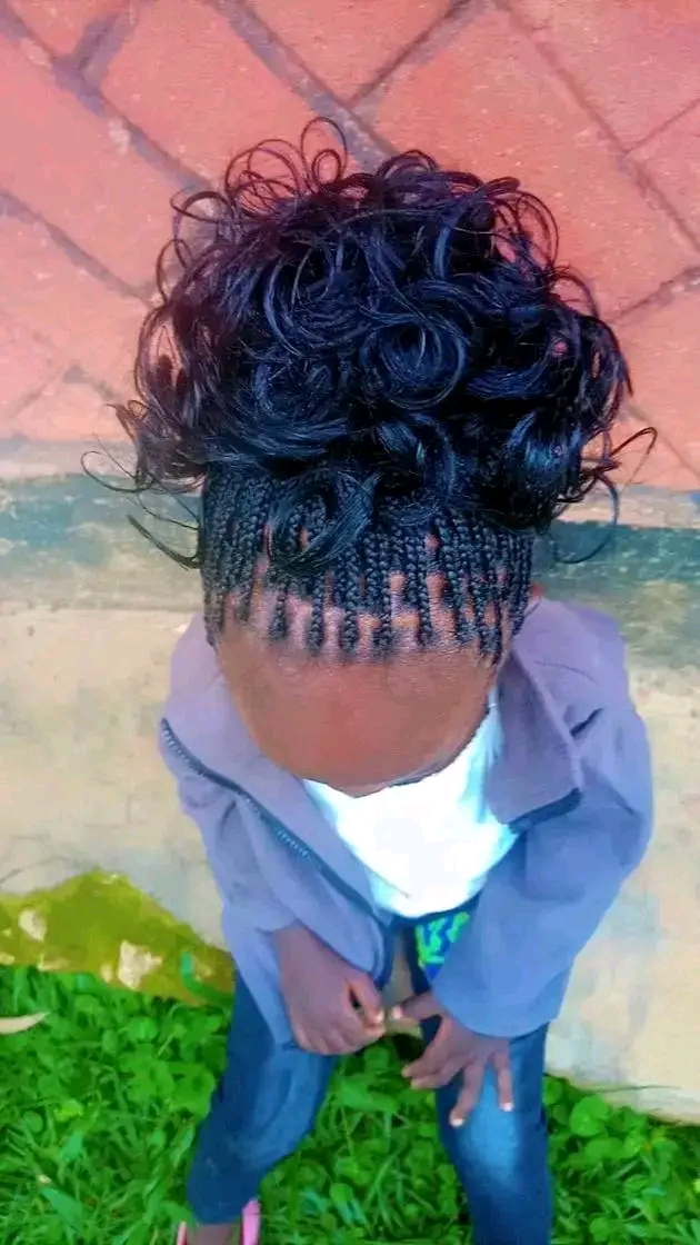 John's hair saloon