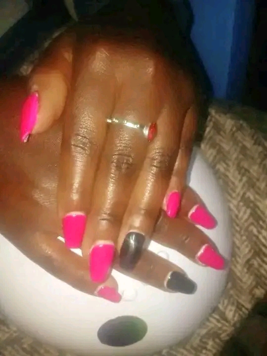 Mery Nails