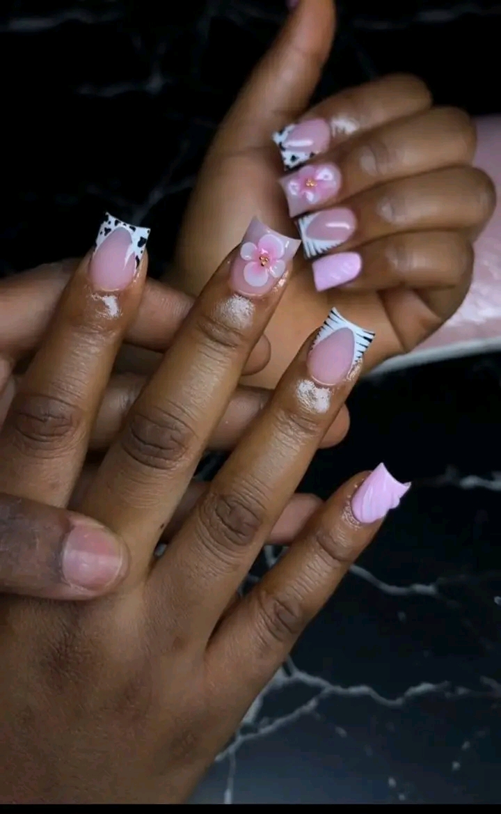 Mweemba Nails