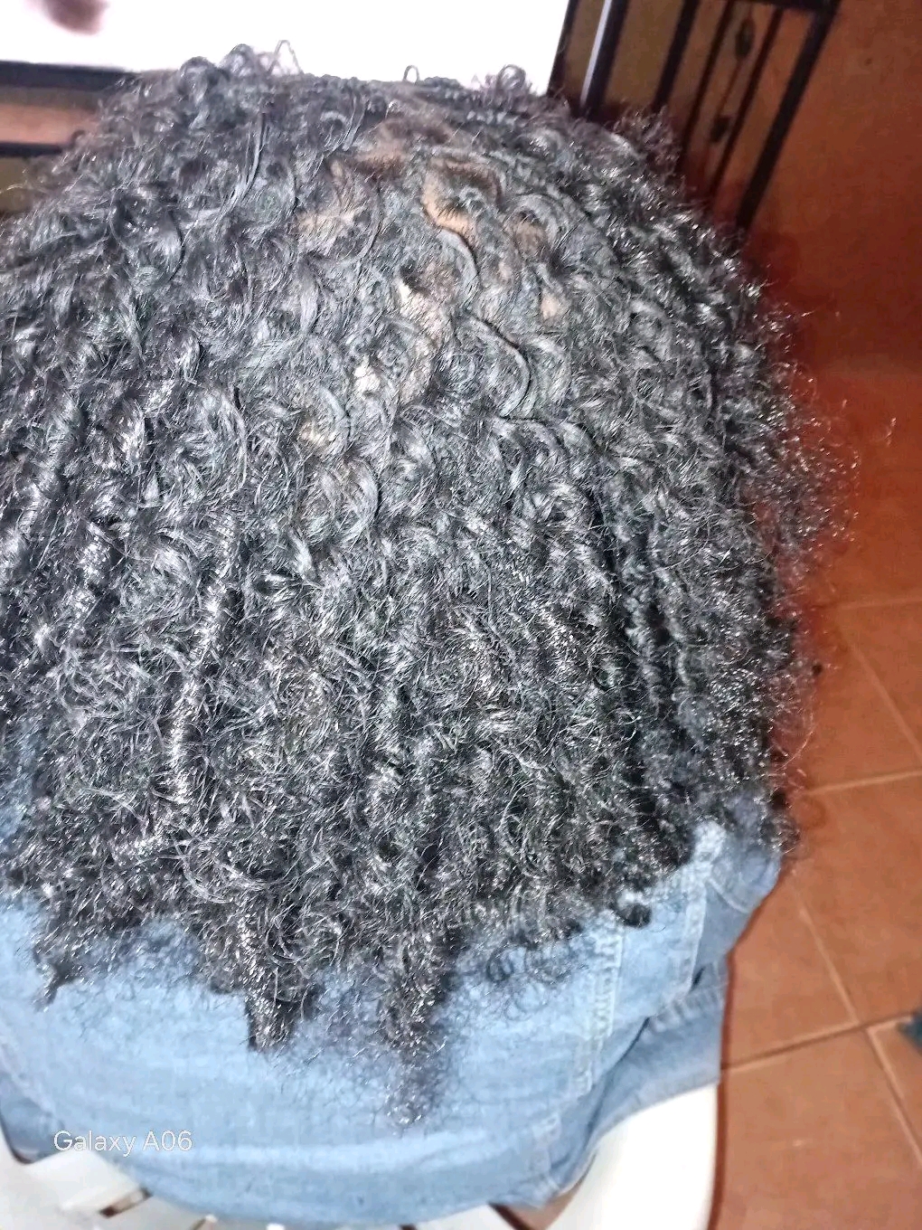Nebby Mundu hair salon