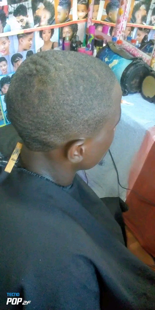 Shalom barbar shop